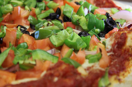 cooked pizza veggie 2